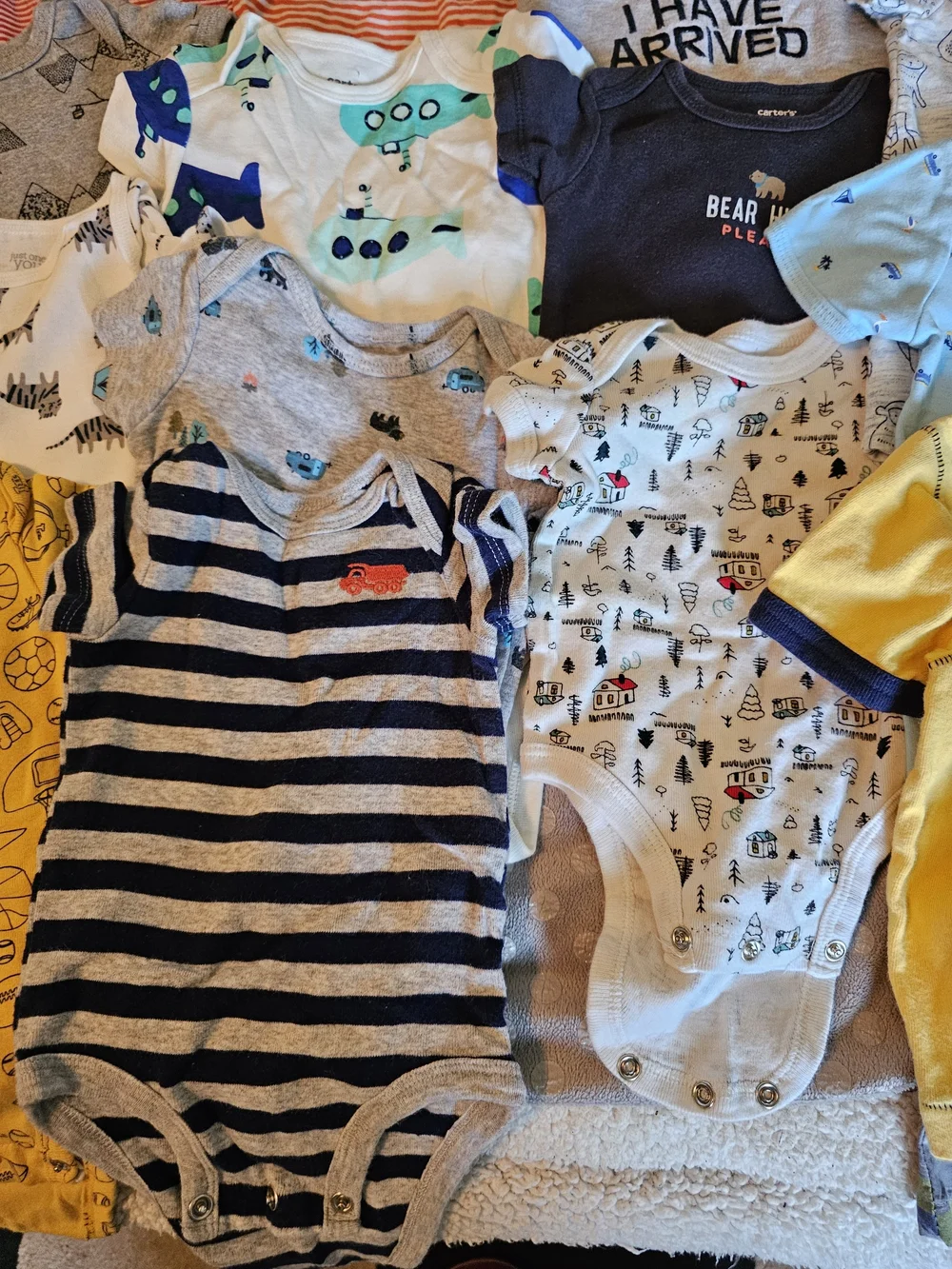 Baby Boys Mixed Onesie Bundle - Stripes, Graphics & Prints Size 3-6 Month